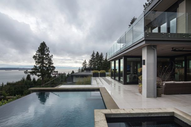 outdoor entertainment