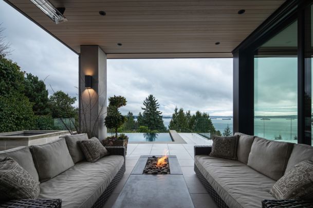 outdoor entertainment